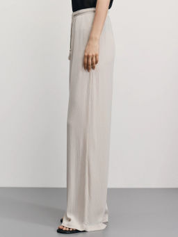 Широкие брюки из фактурной вискозы / Zarina  фото 3