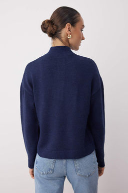 Wardrobe Essentials Haki Yumusak Dokulu Triko Kazak | TWOAW26KZ00074 - Trendyolmilla фото 15