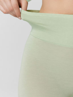 Термолегинсы женские зеленые туманный зеленый 642266 - Mark formelle фото 6