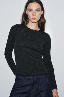 T-SHIRT WITH TULLE TRIMS