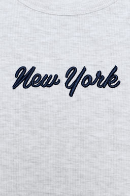 CAMISETA RIB BORDADO TEXTO / Gris vigor? - Zara фото 6