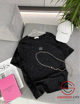 Футболка женская со стразами