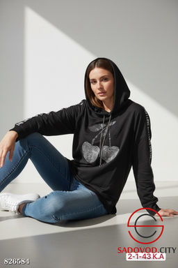 Кофта женская с капюшоном