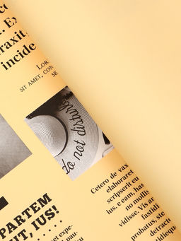 Цена за 15 шт. Пленка флористическая "Газета любви" 65мкм, 50х57 ±1см