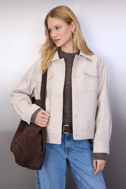 Ekru Oversize Kal?p Fonksiyonel Giyilebilir Suni Deri Ince Ceket Mont TWOAW26MO00068 - Trendyolmilla фото 4