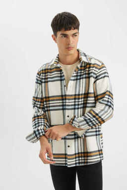 Фланелевая рубашка стандартного кроя с воротником поло и длинными рукавами в клетку - Defacto фото 4