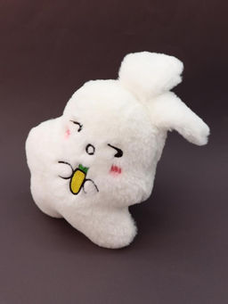 Мягкая игрушка "Crooked Rabbit with a Carrot", 20 см