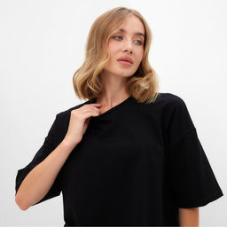 Футболка женская MINAKU: Basic line, чёрная, размер 52