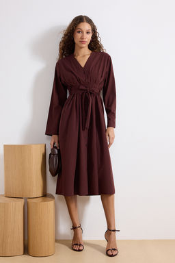 Kahverengi Kusakl? Dugmeli Midi Dokuma Gomlek Elbise TWOSS26EL00056