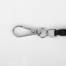 Цена за 2 шт. Цепочка с искусственной кожей для сумки, с карабинами, 10 15 мм, 118 3 см, цвет серебряный/чёрный - Арт узор фото 2