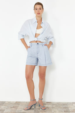 Ac?k Mavi %100 Tencel Pileli Yuksek Bel Denim Sort TWOSS24SR00128