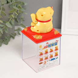 Маятник настольный антистресс «Жёлтый Манэки-нэко с котятами и золотом», 8×8×8.2 см