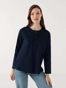 Ba?lamal? Yaka Nak??l? Kad?n Bluz