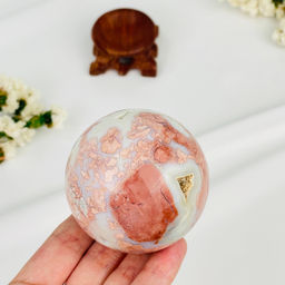 Шар из розового цветочного Агата на подставке