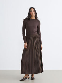 Beli Lastikli Krep Pileli Etek