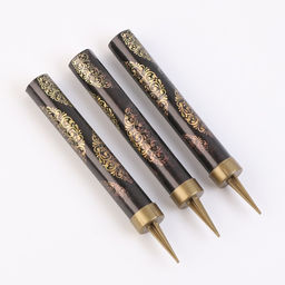 Цена за 2 шт. Свечи фонтаны в торт «Золотой узор», 3 шт., 10 см, горение 30 сек.