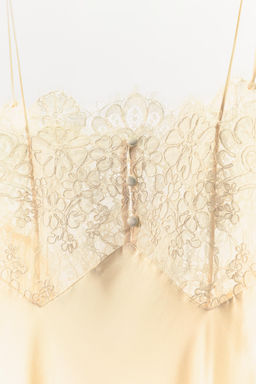 VESTIDO LENCERO SATINADO ENCAJE / Crudo - Zara фото 6