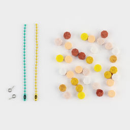 Набор для создания акриловых брелоков с наклейками и фигуркой из сургуча