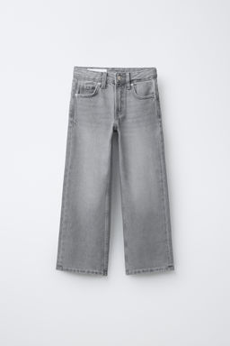 WIDE-LEG JEANS WITH ANIMAL PRINT STAR PATCHES