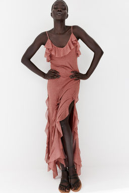 Maxivestido de volantes