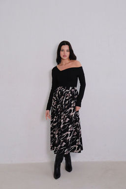 11374 Юбка А-силуэта чёрная с принтом - Martichelli фото 2