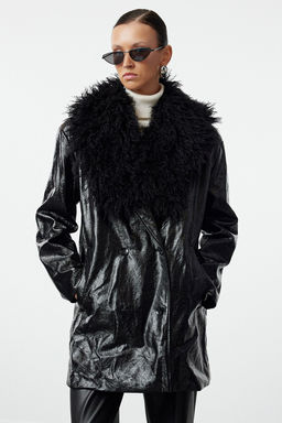 Siyah Oversize Kal?p Yakas? Kurk Detayl? Suni Deri Ceket Mont TWOAW25MO00029 - Trendyolmilla фото 2