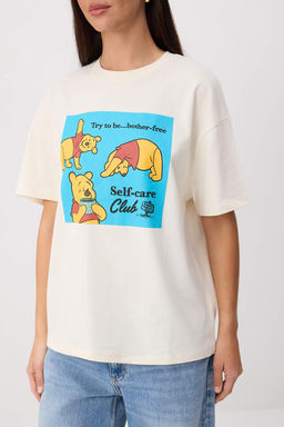 Ekru Winnie The Pooh Lisansl? Oversize/Genis Kal?p Tok %100 Pamuk Orme T-Shirt TWOSS26TS00141 - Trendyolmilla фото 3