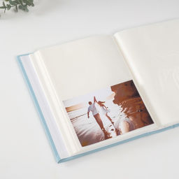 Фотоальбом на 200 фото 10×15 см «Мишка малыш», голубой, искусственная кожа, 5.5×18.6×22.6 см