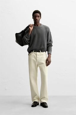 TEXTURED CROPPED FIT SWEATER