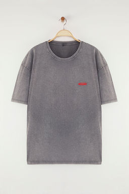 TRENDYOL MAN Antrasit Buyuk Beden Oversize Eskitme/Soluk Efekt Galaksi Bask?l? T-Shirt TMNSS25BF00039 - Trendyolmilla фото 3