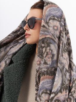 Большой, мягкий, тонкий и очень нежный двусторонний палантин с рисунком