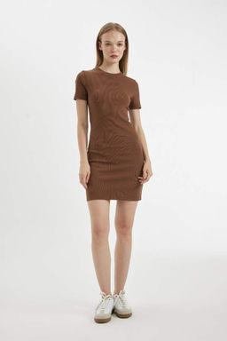 Мини-платье Bodycon с круглым вырезом в рубчик и короткими рукавами - Defacto фото 3