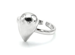 Кольцо модное "Капля" 9*15мм, серебристое Радуга камня