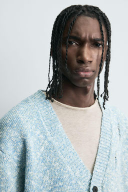 DISTRESSED TWISTED YARN CARDIGAN