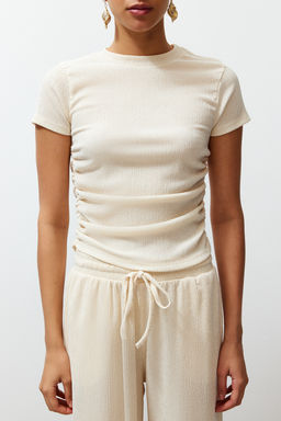 Trendyolmilla Tas Dik Yaka K?sa Kol Buzgu Detayl? Esnek Orme Bluz TWOSS24BZ00135 фото 13