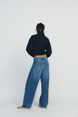 SHORT SWEATSHIRT WITH PIPING - Zara фото 3
