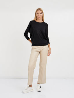 джемпер женский силуэта летучая мышь в черном цвете с ромбами из страз - Glenfield фото 2