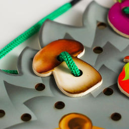 Шнуровка фигурная «Ёжик на ножках»