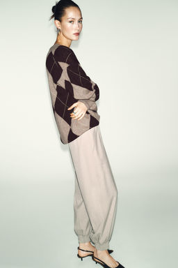 JOGGING TROUSERS WITH ELASTICATED CUFFS - Zara фото 3