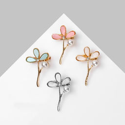 Цена за 12 шт. Брошь «Цветок» трилистник, цвет МИКС (неделимая фас. 12шт., цена за шт)