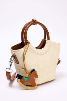 Ekru Charm Detayl? Kad?n Mini Omuz Cantas? TAKSS26OC00002