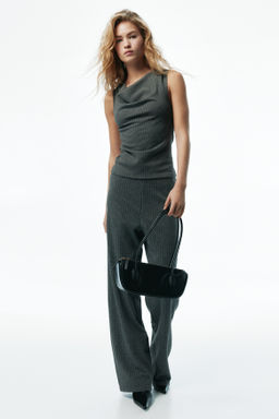 Top de punto con escote drapeado - H&m фото 4