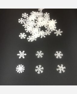 Набор снежинок светящихся в темноте, 50 шт. 9046287
