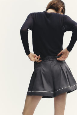 PIPING DETAIL VOLUME SHORTS - Zara фото 5