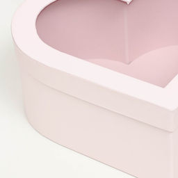 Набор подарочных коробок с окном 3 в 1 сердца L:28.5?26.3?13 M:26?24?11.5 S:23.5?21.5?10 см