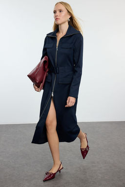 Trendyolmilla Lacivert Fermuarl? Cep Detayl? Gabardin Kumas Midi Dokuma Gomlek Elbise TWOAW25EL00261