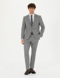 Gri Ex. Slim Fit _izgili Tak_m Elbise
