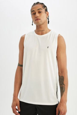 DeFactoFit Slim Fit Dar Kesim Bask?l? Bisiklet Yaka Ag?r Kumas Sporcu Atlet