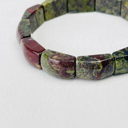 Браслет из зеленой Яшмы (Кровь дракона) 19 см - Радуга самоцветов фото 3