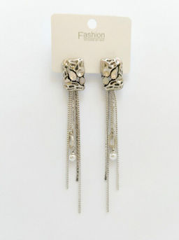 Стильные серьги